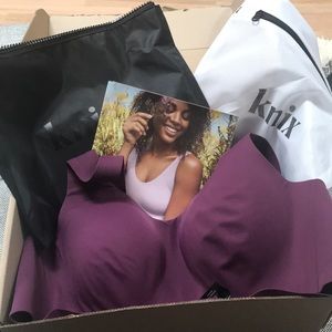 Knix Catalyst Sports Bra